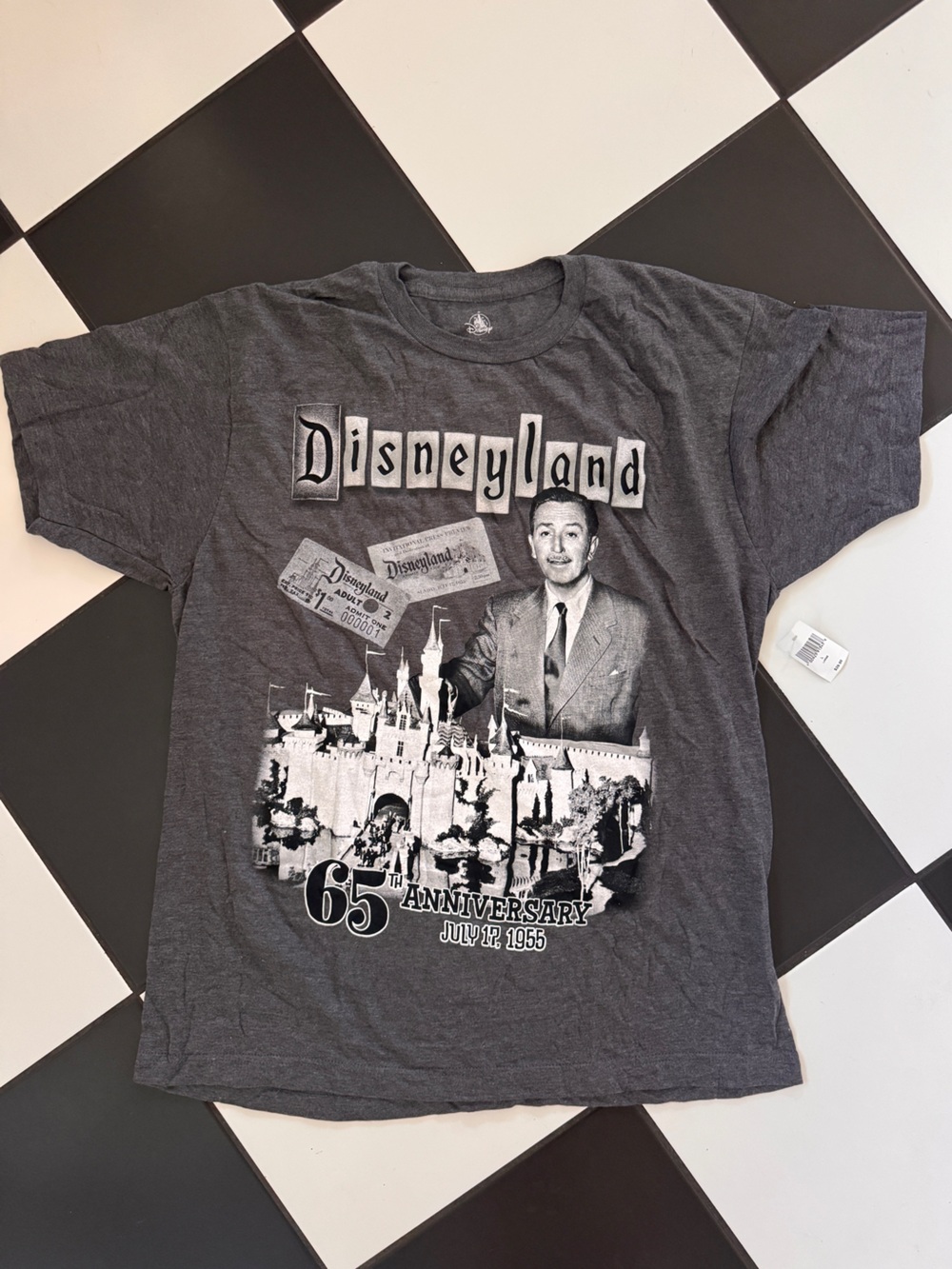 Disney Men's passholder exclusive Short Sleeve Walt Anniversary t shirt L